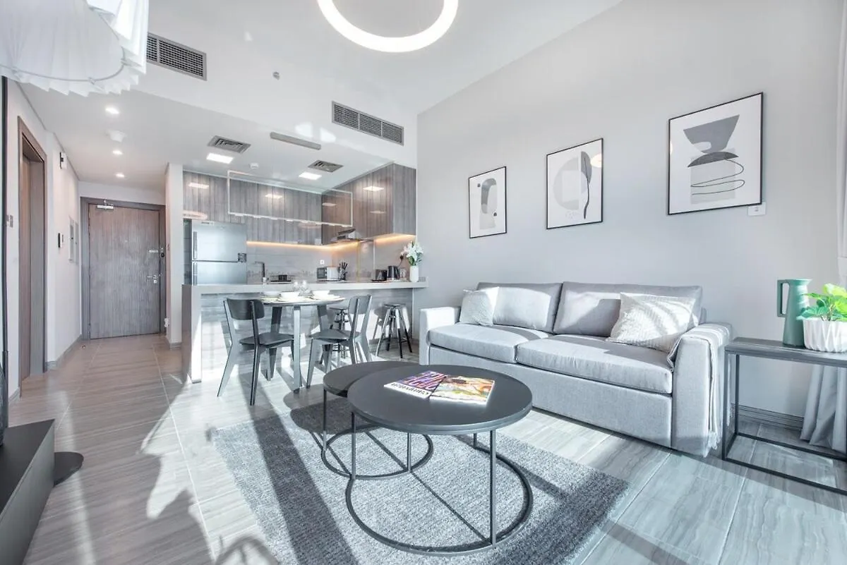 Trendy 1-Bedroom Apartment With Stunning Views At Mbl Residences Jlt Dubai